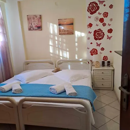 Lefkada Classic Two Bedroom * Nikiana